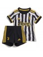 Billige Juventus Hjemmedraktsett Barn 2023-24 Kortermet (+ Korte bukser)